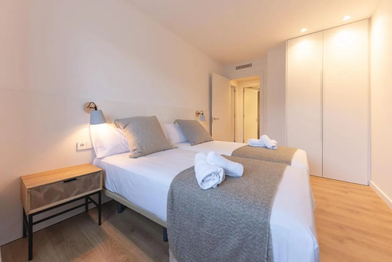Bravissimo Afra, 2-Bedroom Apartment Girona 0*,  Espanha