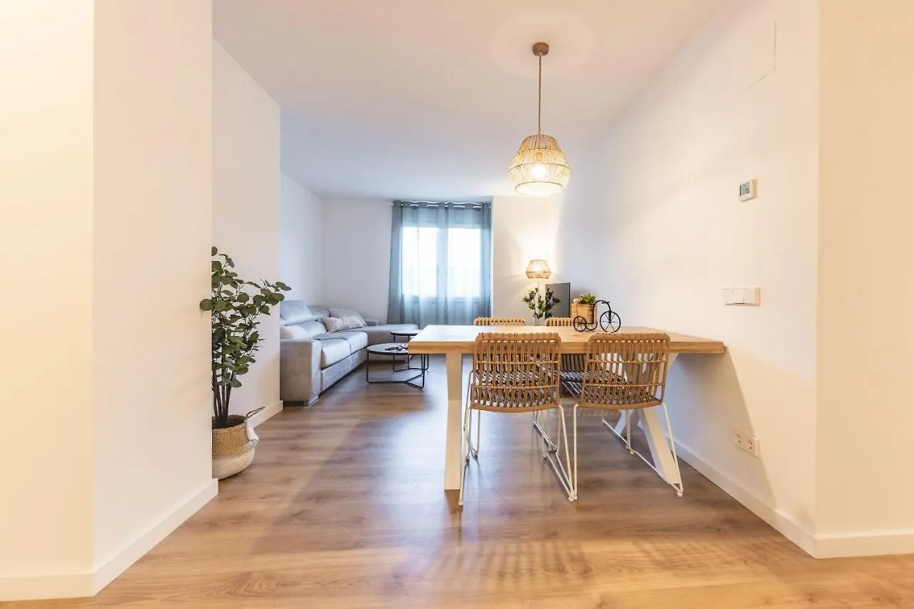 Bravissimo Afra, 2-Bedroom Apartment Girona