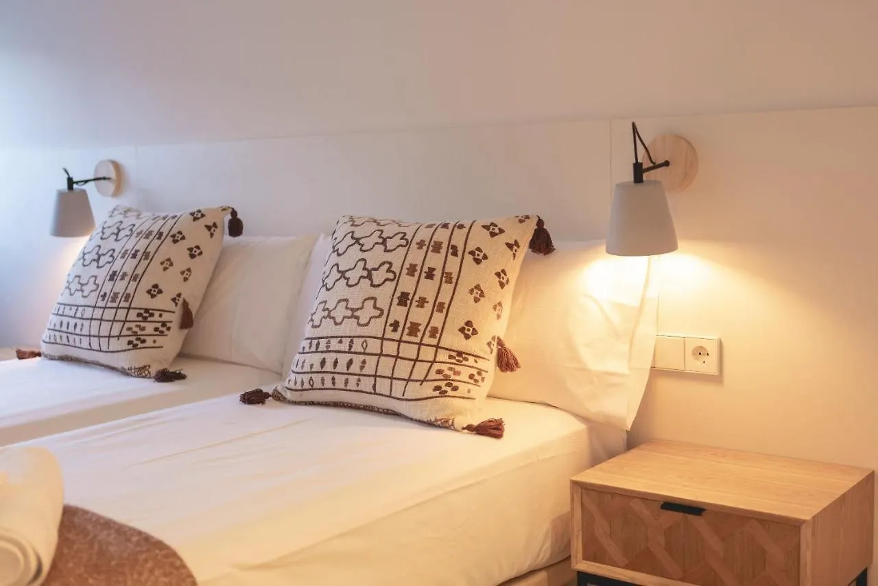 Bravissimo Afra, 2-Bedroom Apartment Girona